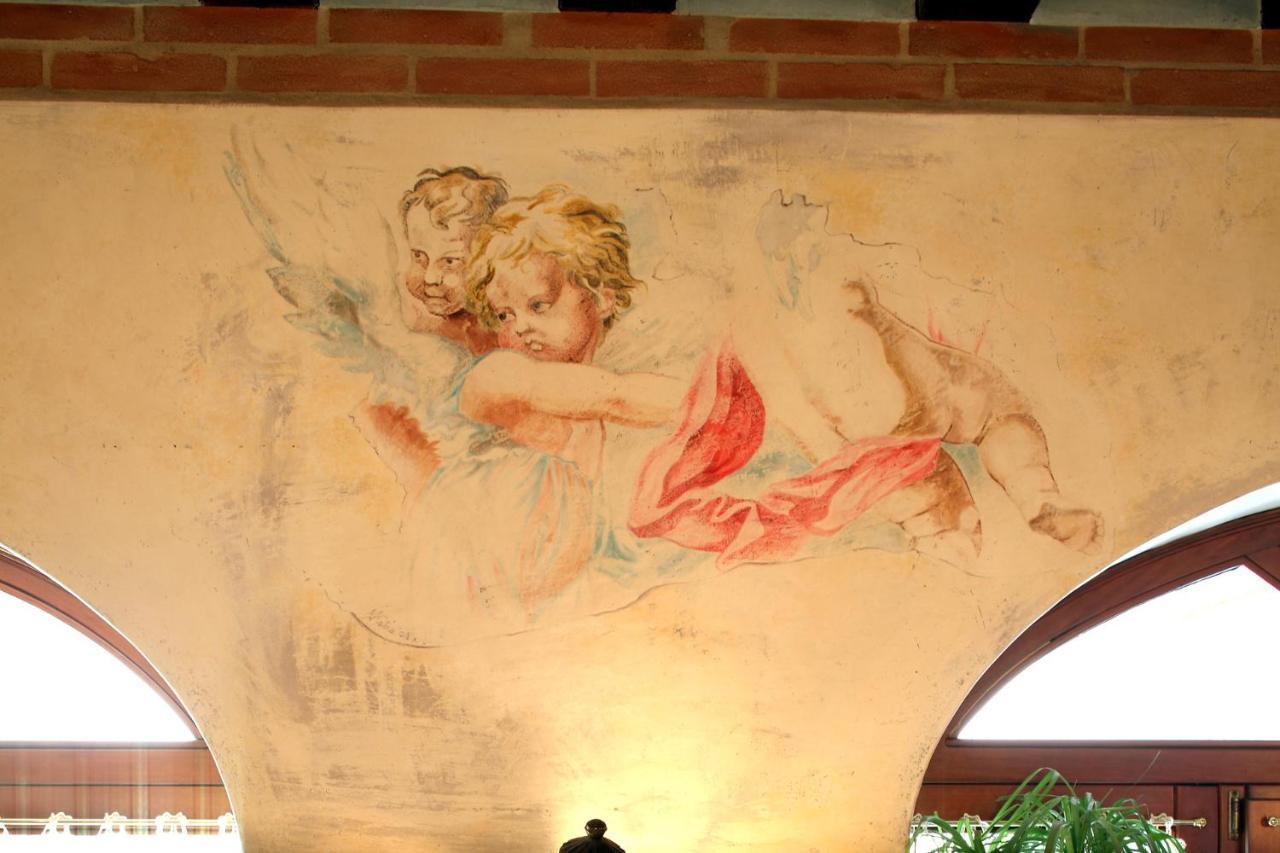 Hotel Tabina Santa Maria Di Sala Buitenkant foto